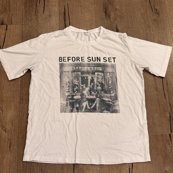 White/black/grey Graphic Tee “Before Sun Set” - Picture 1 of 3